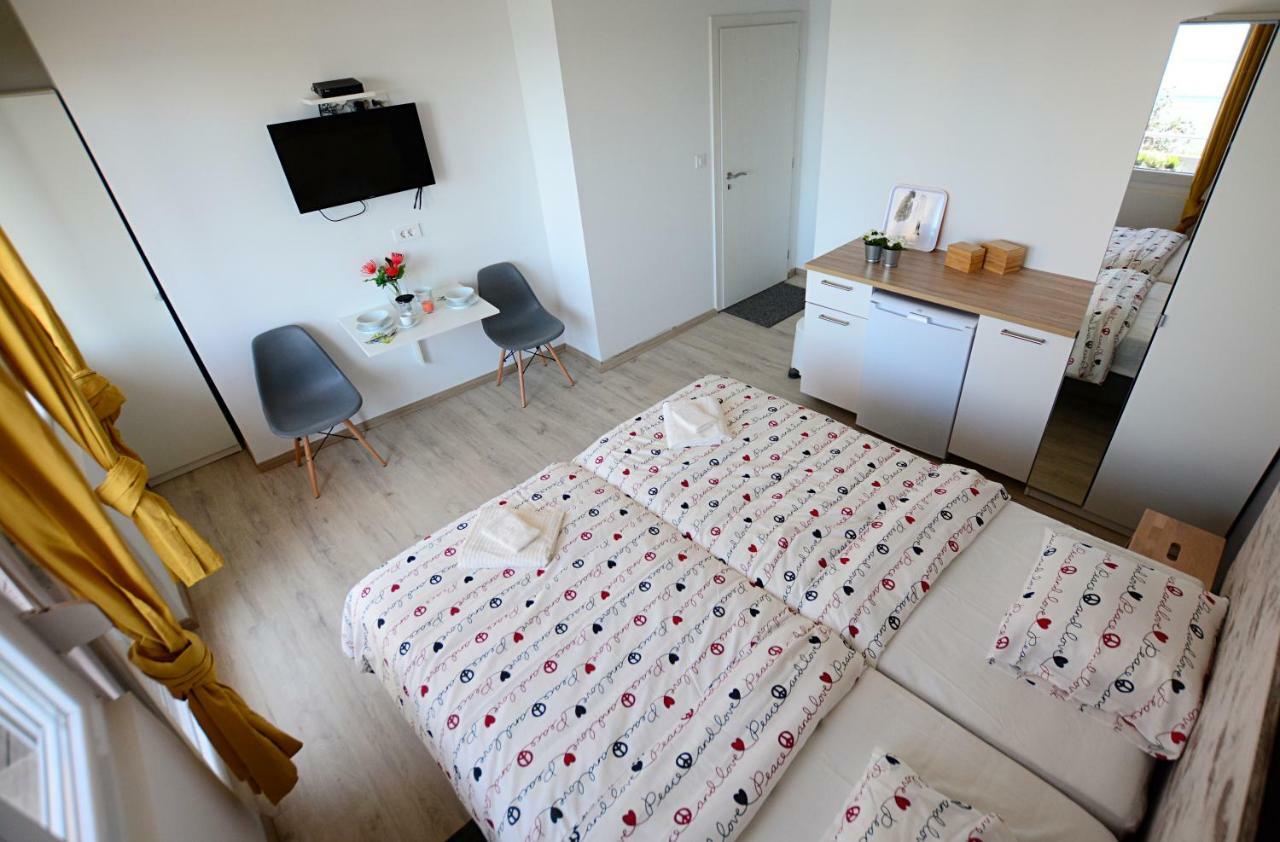 Nora Rooms Zadar Exterior foto